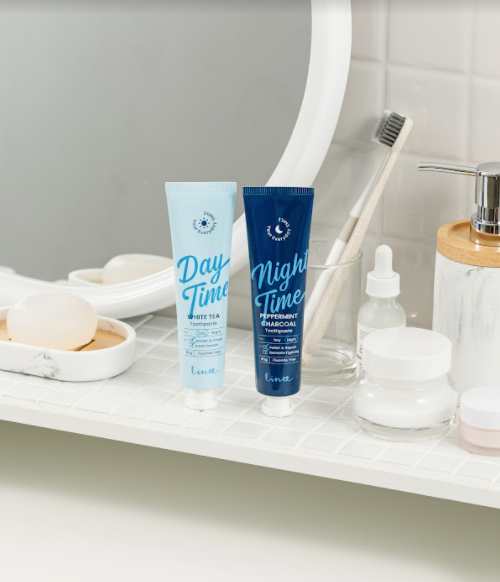 สินค้า Linee Day & Night Teeth Whitening Toothpaste ลินี ยาสีฟัน เดย์แอนด์ไนท์  ยาสีฟันสูตรพิเศษ สำหรับใช้กลางวันและกลางคืน - Linee Professional